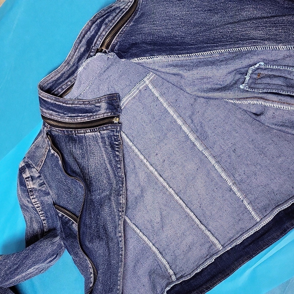 Jean Jacket - Picture 8 of 9